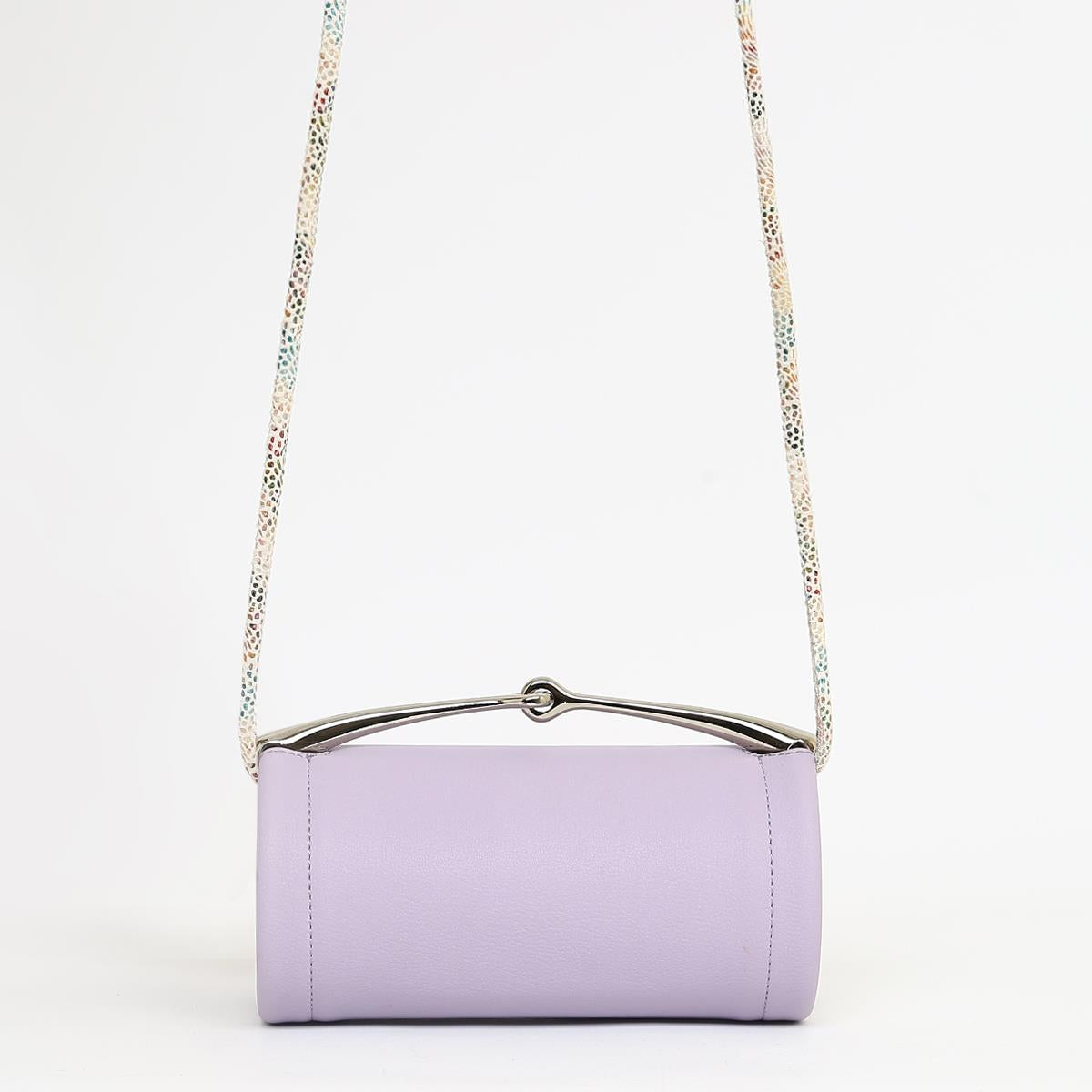 Matmazel Yasmeen Lila El ve Omuz Çantası