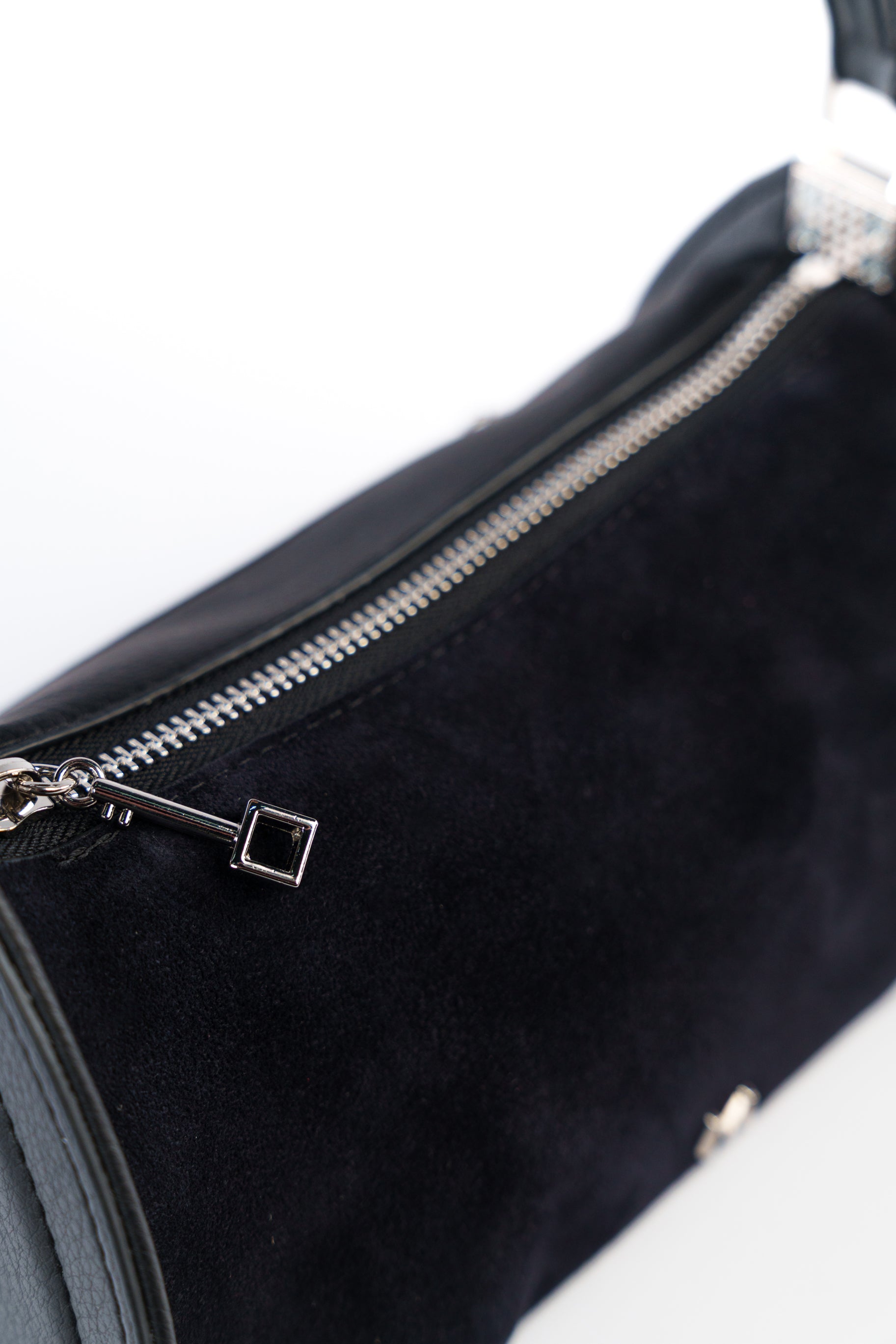 Matmazel Liora Siyah Kadın Omuz Çantası