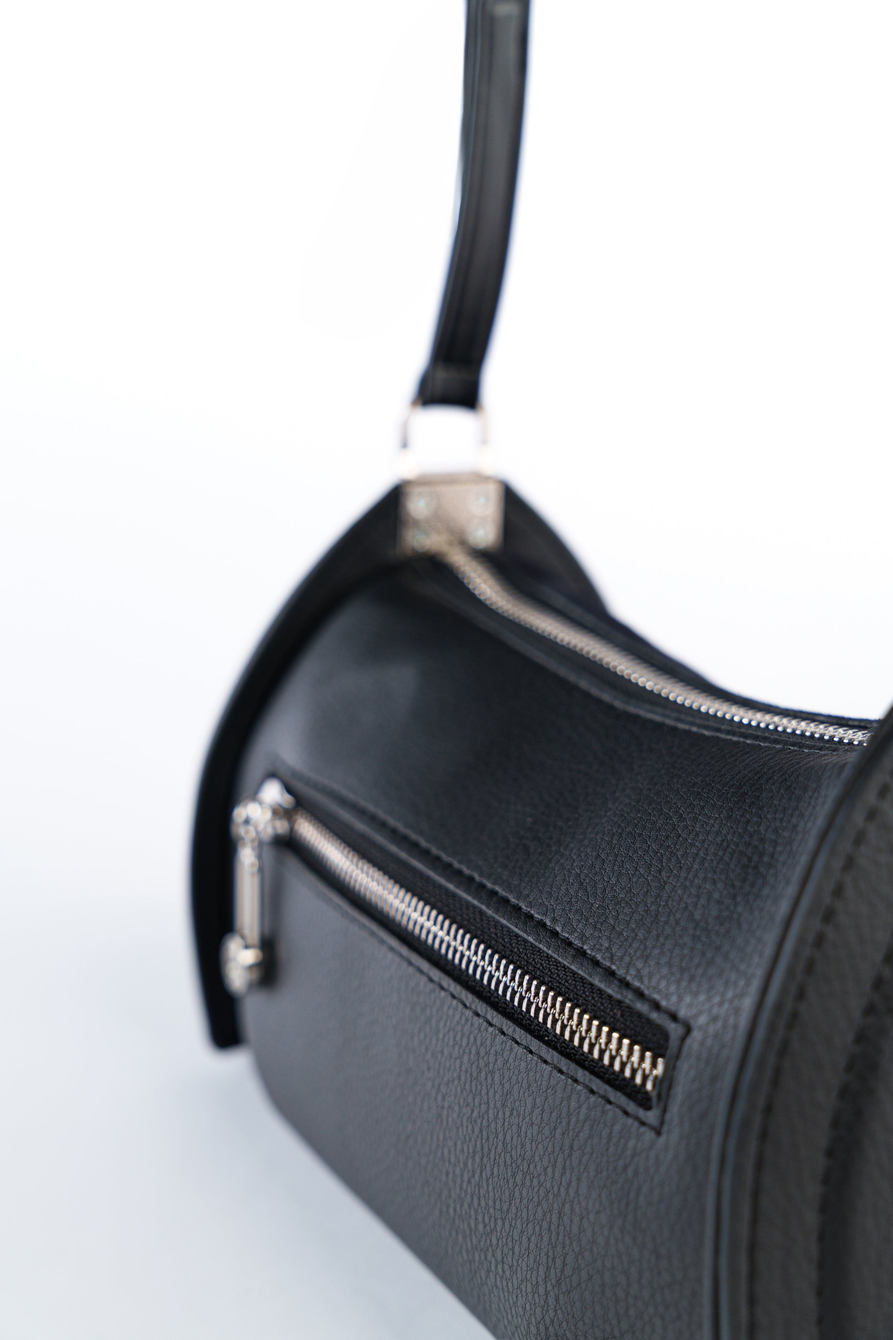 Matmazel Liora Siyah Kadın Omuz Çantası