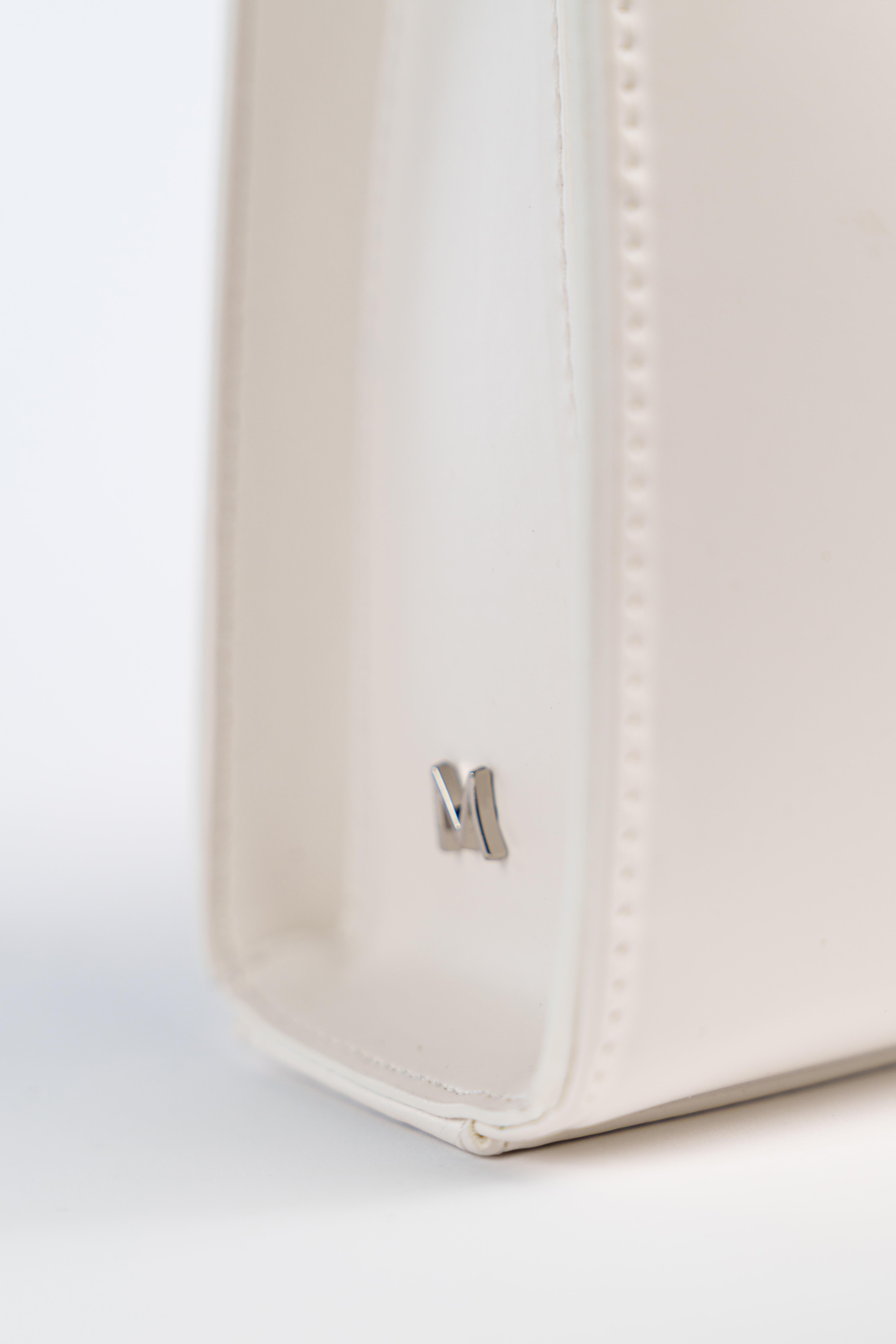 Matmazel Gacrux Buz Beyazı Kadın El ve Omuz Çantası